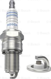 BOSCH 0 241 229 715 - Uždegimo žvakė autoreka.lt