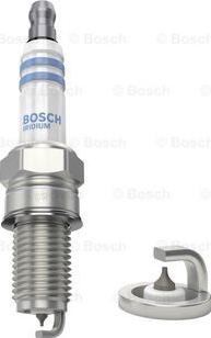 BOSCH 0 242 135 525 - Uždegimo žvakė autoreka.lt