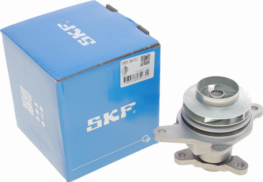 SKF VKPC 86132 - Vandens siurblys autoreka.lt