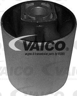 VAICO V10-5972 - Valdymo svirties / išilginių svirčių įvorė autoreka.lt